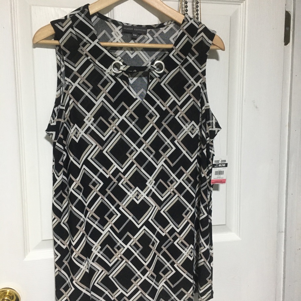 Geometric Tank Top with Ring Detail - Black/ Cream